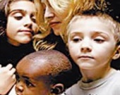 Мадонна выпустит документальный фильм о сиротских